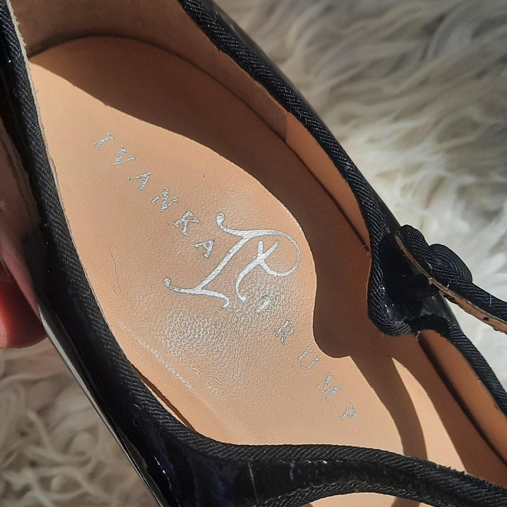 Ivanka Trump Black & Silver Heels - Picture 5 of 14
